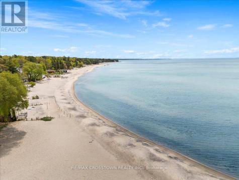 369 Balm Beach Road West Tiny ON L0L 2J0