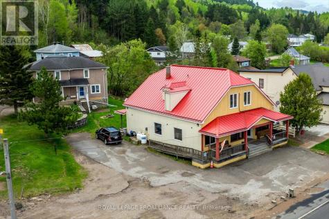 17581 Highway 60 Madawaska Valley ON K0J 2N0