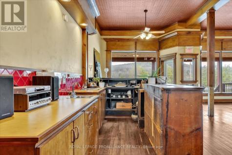 17581 Highway 60 Madawaska Valley ON K0J 2N0