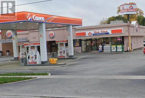 203 Indian Road South Sarnia ON N7T 3W3