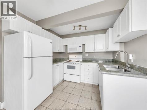 581 Broadway Belle River ON N0R 1A0