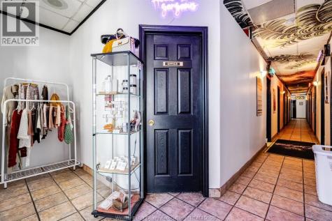 4756 Tecumseh Road Windsor ON N8T 1B7