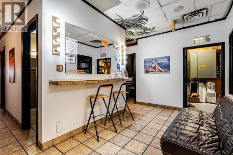 4756 Tecumseh Road Windsor ON N8T 1B7
