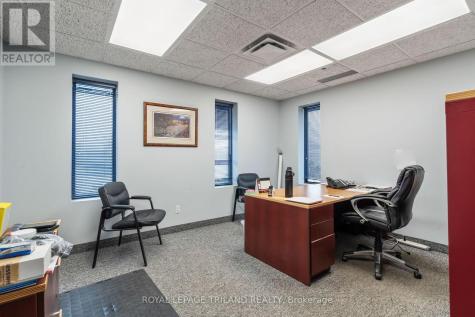 130 Woodworth Avenue South St. Thomas ON N5P 3K1