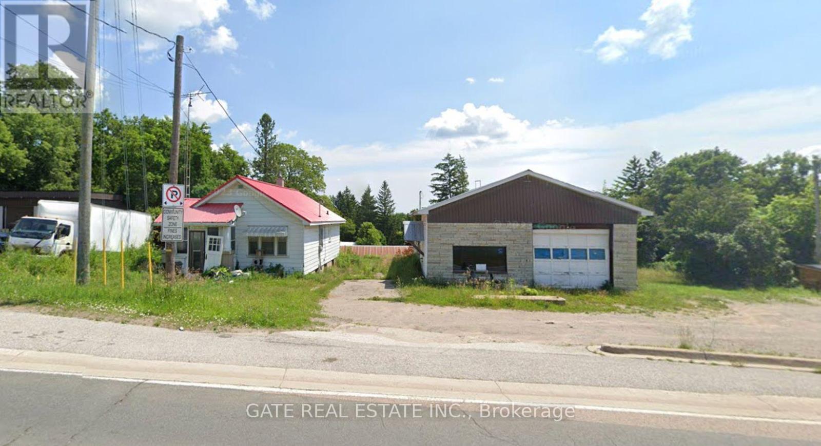 Yonge Street Innisfil (churchill) ON L0L 1W0
