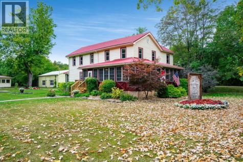 1060 East West Road Pelee Island ON N0R 1M0