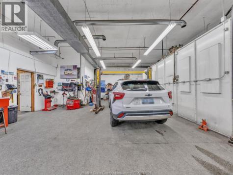 465 Front Road North Amherstburg ON N9V 2V5