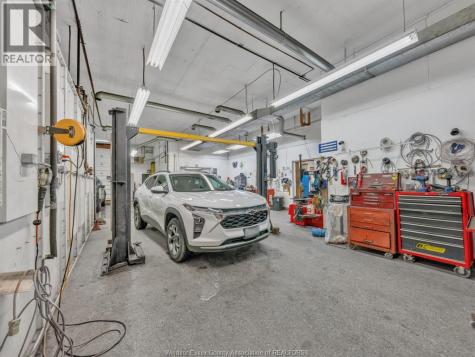 465 Front Road North Amherstburg ON N9V 2V5