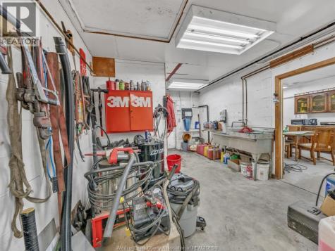 465 Front Road North Amherstburg ON N9V 2V5