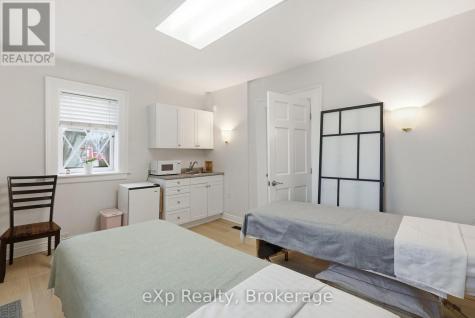 1025 2nd Avenue West Owen Sound ON N4K 4N1