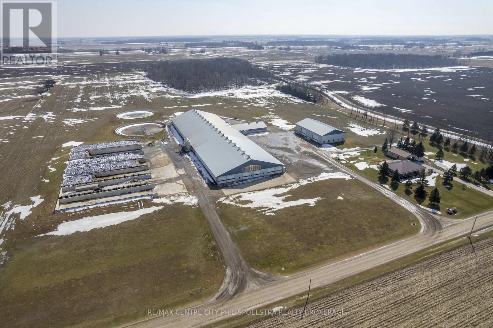 5029 Falconbridge Drive Southwest Middlesex ON N0L 1A0