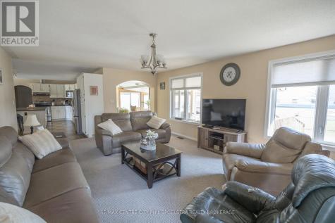 5029 Falconbridge Drive Southwest Middlesex ON N0L 1A0
