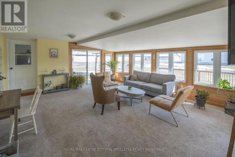 5029 Falconbridge Drive Southwest Middlesex ON N0L 1A0