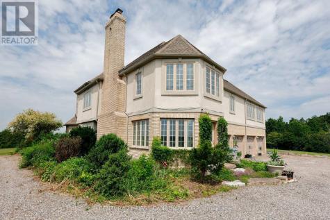 3480 Cuddy Drive Adelaide Metcalfe ON N7G 3H6