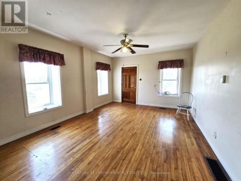 4893 Old Highway 2 Highway Belleville (belleville Ward) ON K8V 1M1