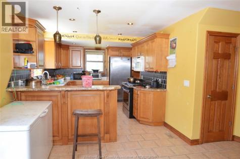 922 Talbot Road E Wheatley ON N0P 2P0