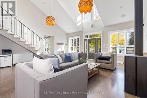 3476 Garden Of Eden Road Clearview ON L0M 1G0