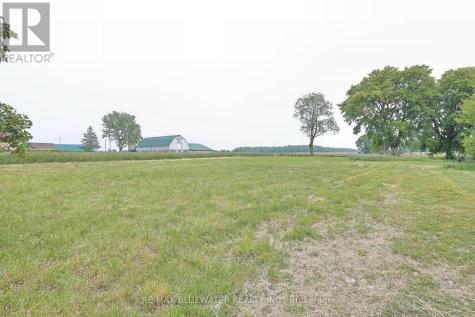 2095 Mount Carmel Drive North Middlesex ON N0M 1N0