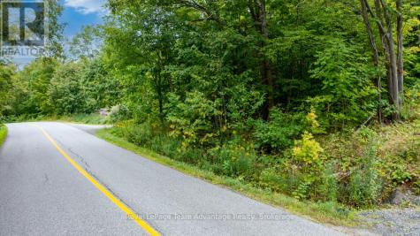 33 Pinewood Road Mcdougall ON P2A 2W7