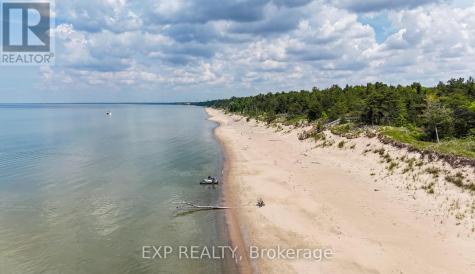 9928 Eric Street Lambton Shores ON N0M 2N0