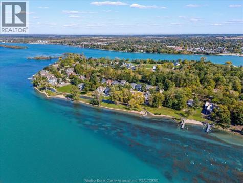 290 Crystal Bay Drive Amherstburg ON N9V 4A6