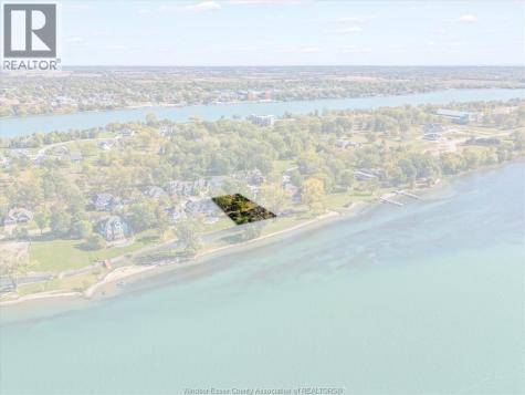 290 Crystal Bay Drive Amherstburg ON N9V 4A6