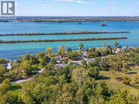290 Crystal Bay Drive Amherstburg ON N9V 4A6