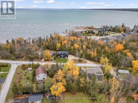15 Constance Boulevard Wasaga Beach ON L9Z 2Y5