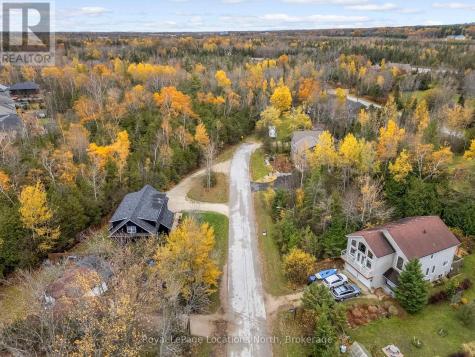 15 Constance Boulevard Wasaga Beach ON L9Z 2Y5