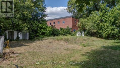 713 Street Laurent Boulevard Ottawa ON K1K 3A6