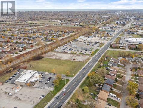 10982 Tecumseh Road East Windsor ON N8R 1A8
