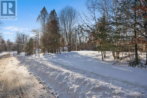 40 Miller Drive Mcdougall ON P2A 2W7