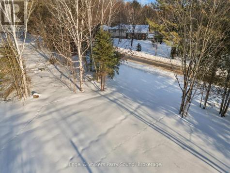 40 Miller Drive Mcdougall ON P2A 2W7