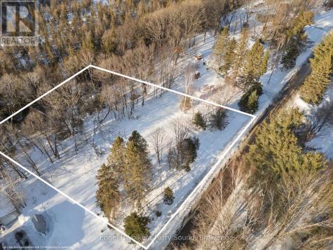 40 Miller Drive Mcdougall ON P2A 2W7