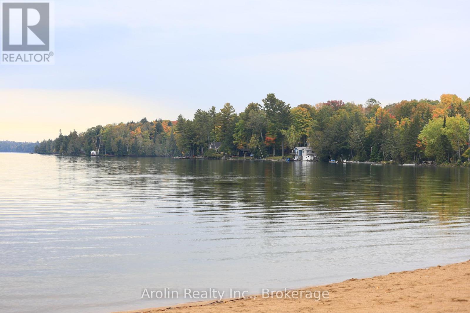 9 Woods Bay Road North Kawartha ON K0L 1A0