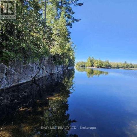 26 Fox Farm Road Mckellar ON P0G 1C0
