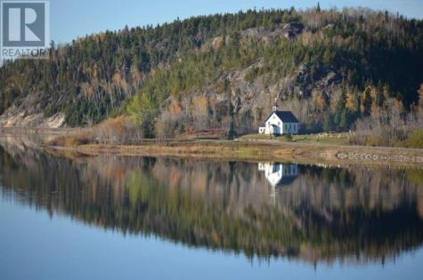 Pcl 4232 Point Lt 16 Con 2 Lake Helen Nipigon ON P0T 2J0