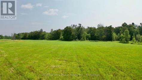61 Crawford Drive South Bruce Peninsula ON N0H 2T0