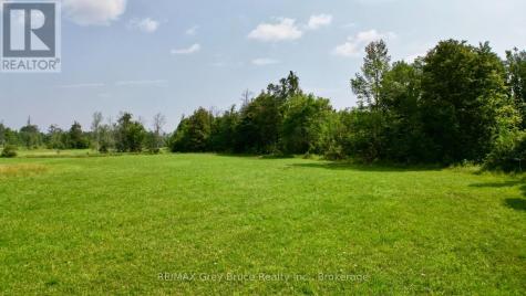 61 Crawford Drive South Bruce Peninsula ON N0H 2T0