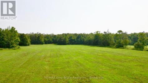 61 Crawford Drive South Bruce Peninsula ON N0H 2T0