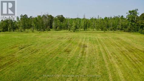 61 Crawford Drive South Bruce Peninsula ON N0H 2T0