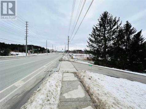 15482 Leslie Street Aurora ON L4G 7C4
