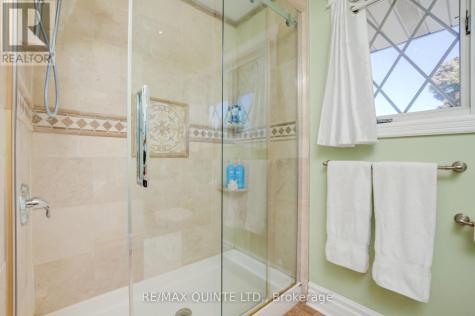 25 Singleton Street Brighton ON K0K 1H0