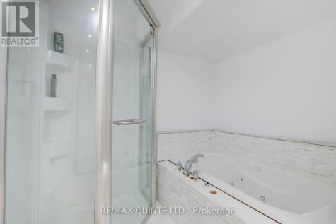 25 Singleton Street Brighton ON K0K 1H0