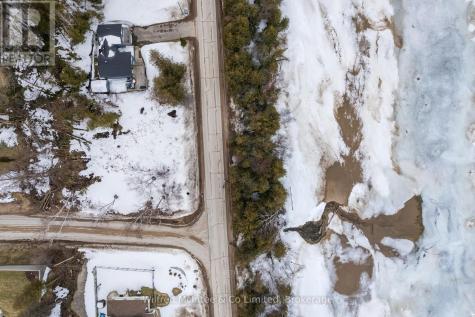 75C Boiler Beach Road Huron-kinloss ON N2Z 6K8