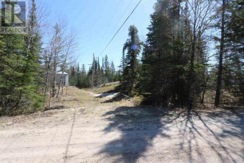 Lot 152 Plan M222 Minaki ON P0X 1J0