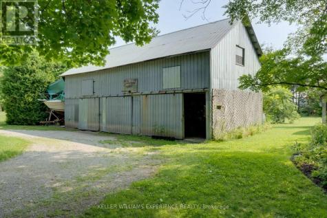 7089 5th Sideroad Innisfil ON L9S 3R9