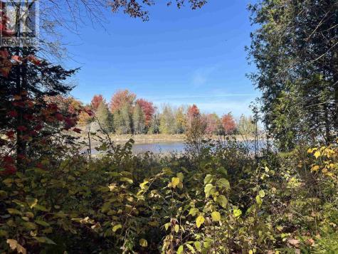 34 Lighthouse Point (Lot 28) Thessalon ON P0R 1L0