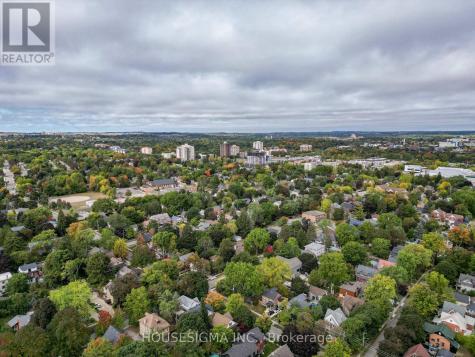 89B William Street West Waterloo ON N2L 1J6