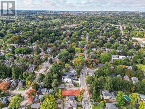 89B William Street West Waterloo ON N2L 1J6